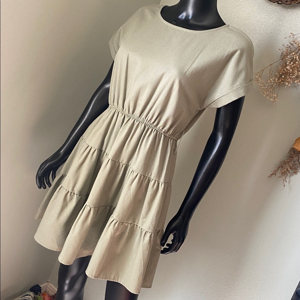 Mine Olive Tiered Dress with Short Sleeves - Picture 5 of 11